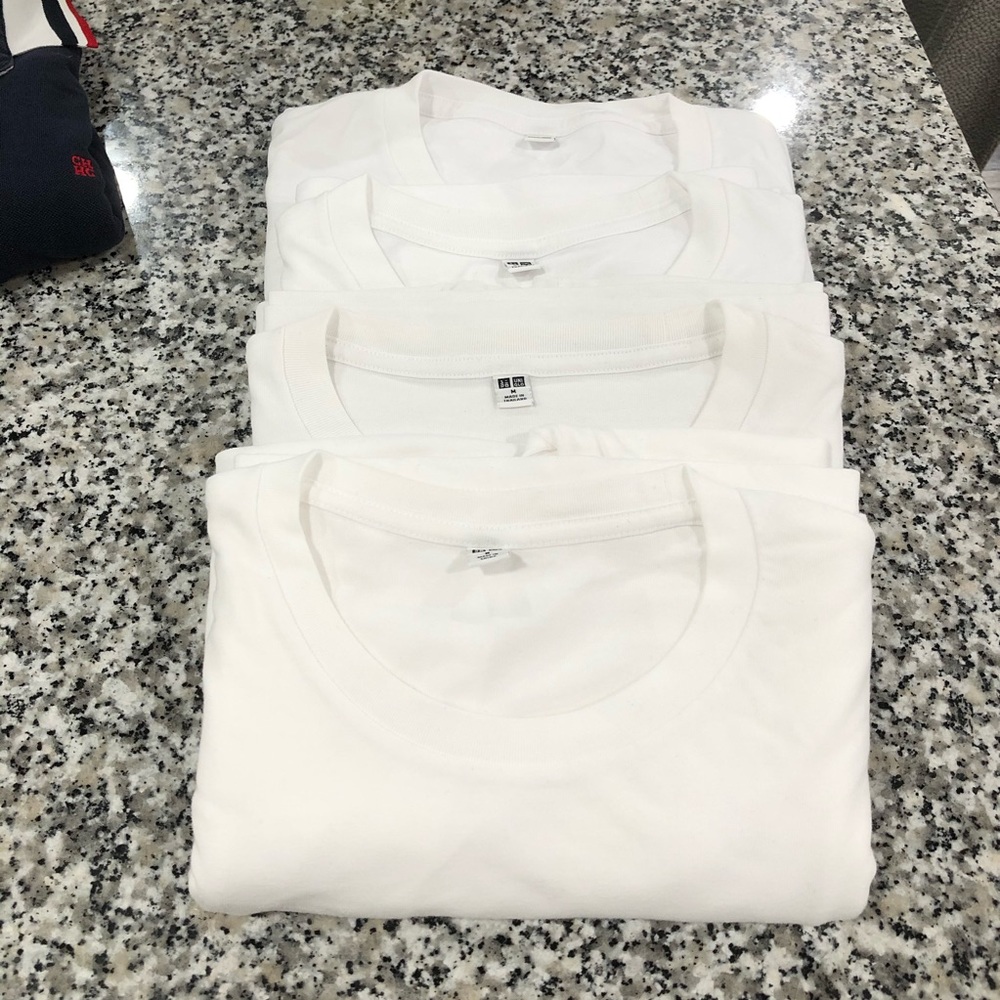 4 white shirt bundle - Uniqlo Medium